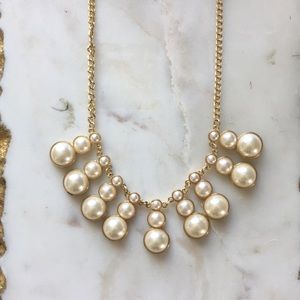 NWT New York & Co Gold/Pearl Statement Necklace